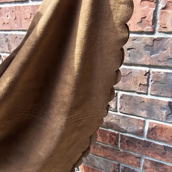 Express Women Brown Suede Like Dress Size Small Scalloped Hem Sleeveless - Picture 12 of 15